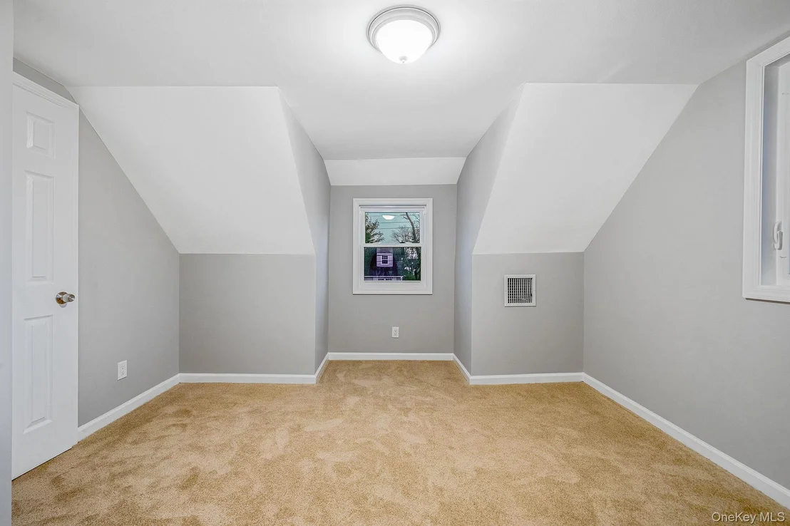 Photo of 34 Hilliard Avenue