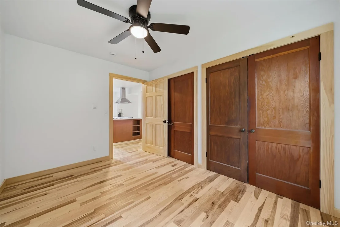 Photo of 71 Oak Street