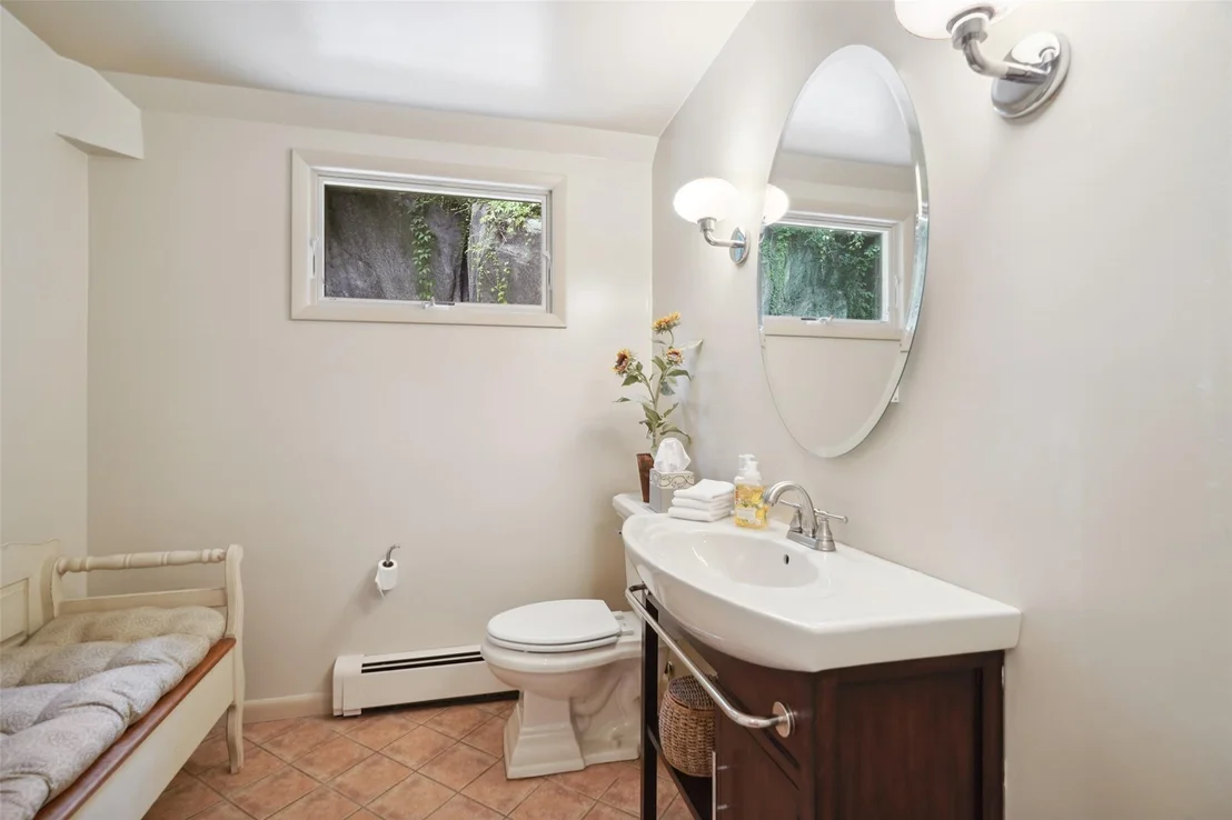 Photo of 10 Rockledge Road