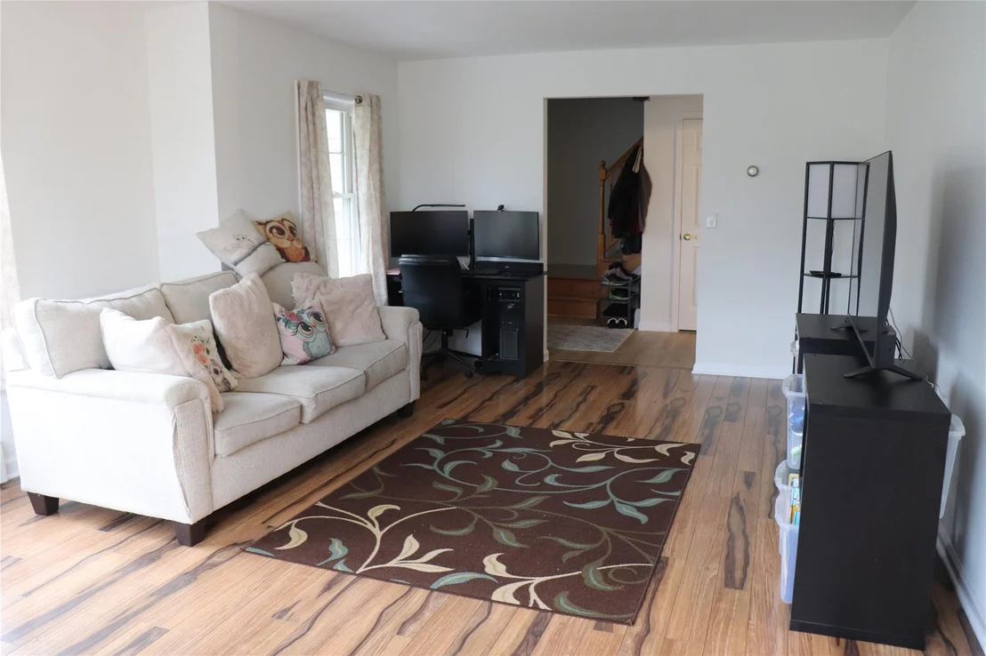 Photo of 8 Caroline Drive
