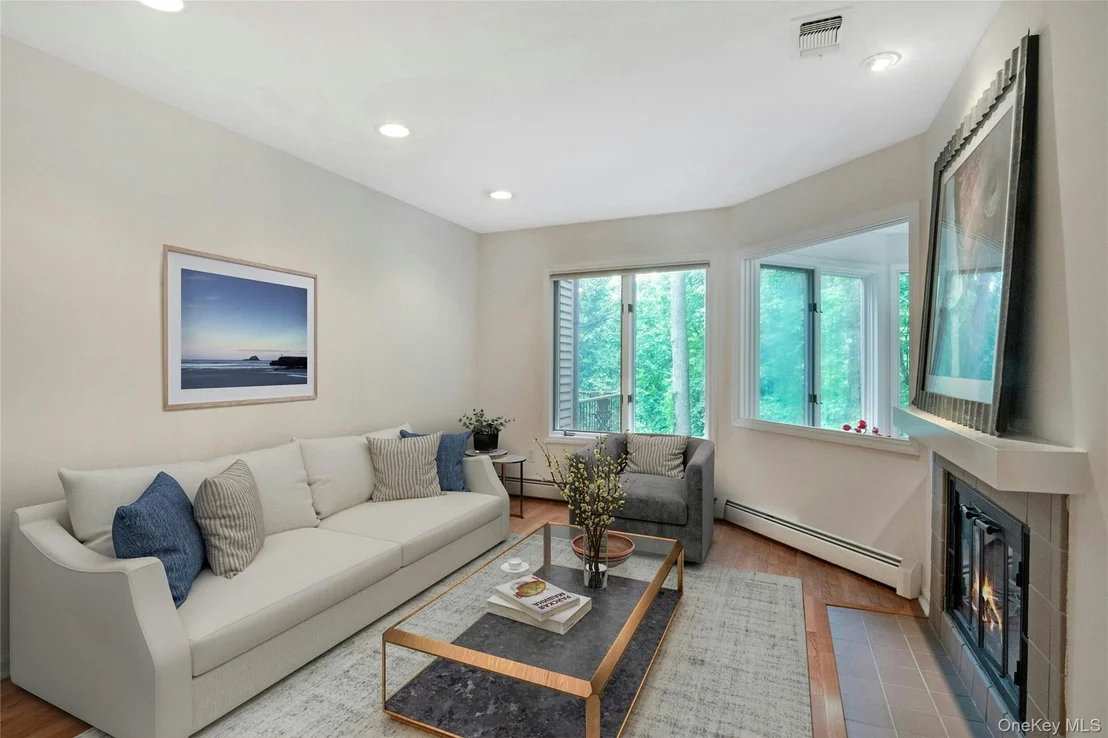 Photo of 707 Eagle Bay Drive
