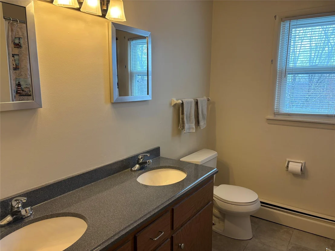 Photo of 14 Hillview Drive
