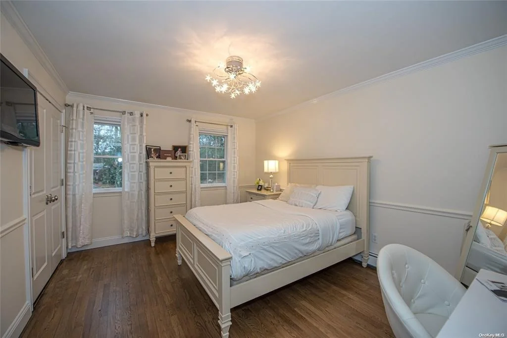 Photo of 205 Laurel Lane
