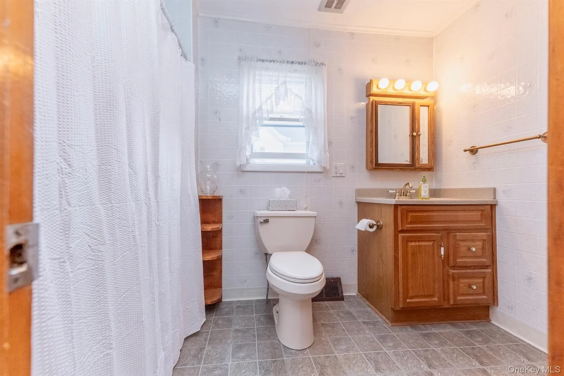 Photo of 23 Maple Street
