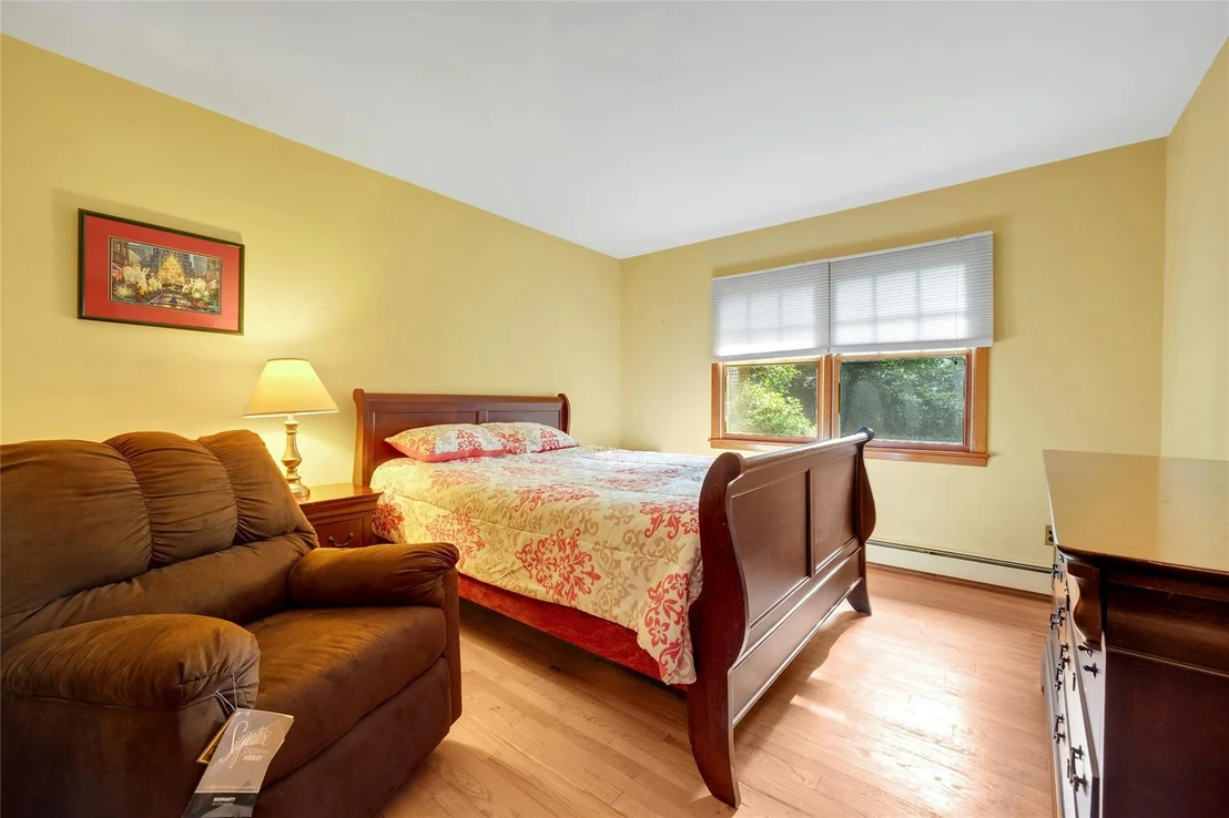 Photo of 263 Memorial Drive