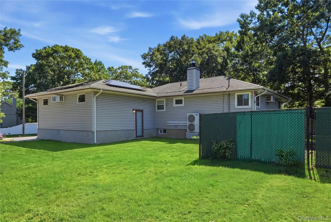 Photo of 32 Edgewood Street