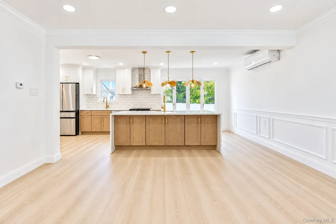 Photo of 14 Arcadia Drive