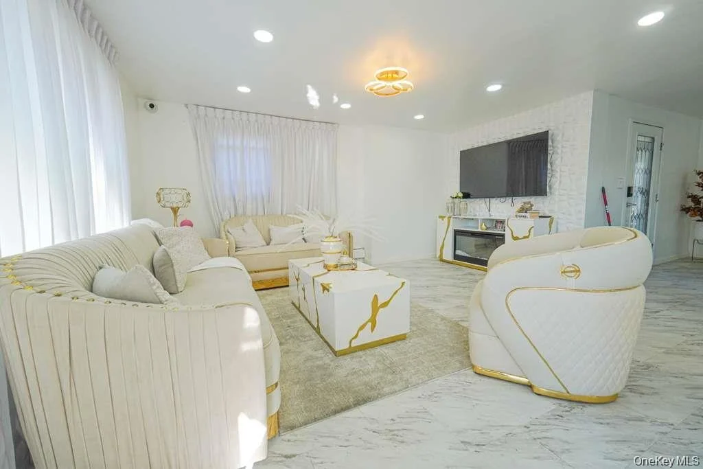 Photo of 333 Arcadia Road