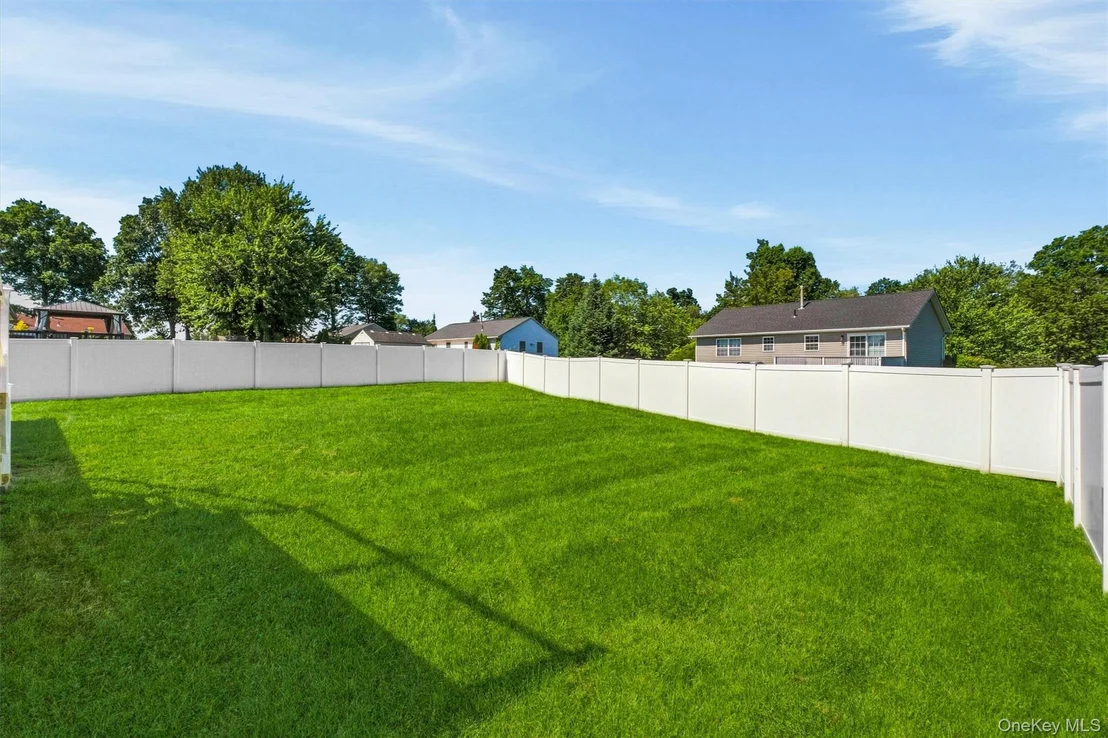 Photo of 17 Princeton Drive