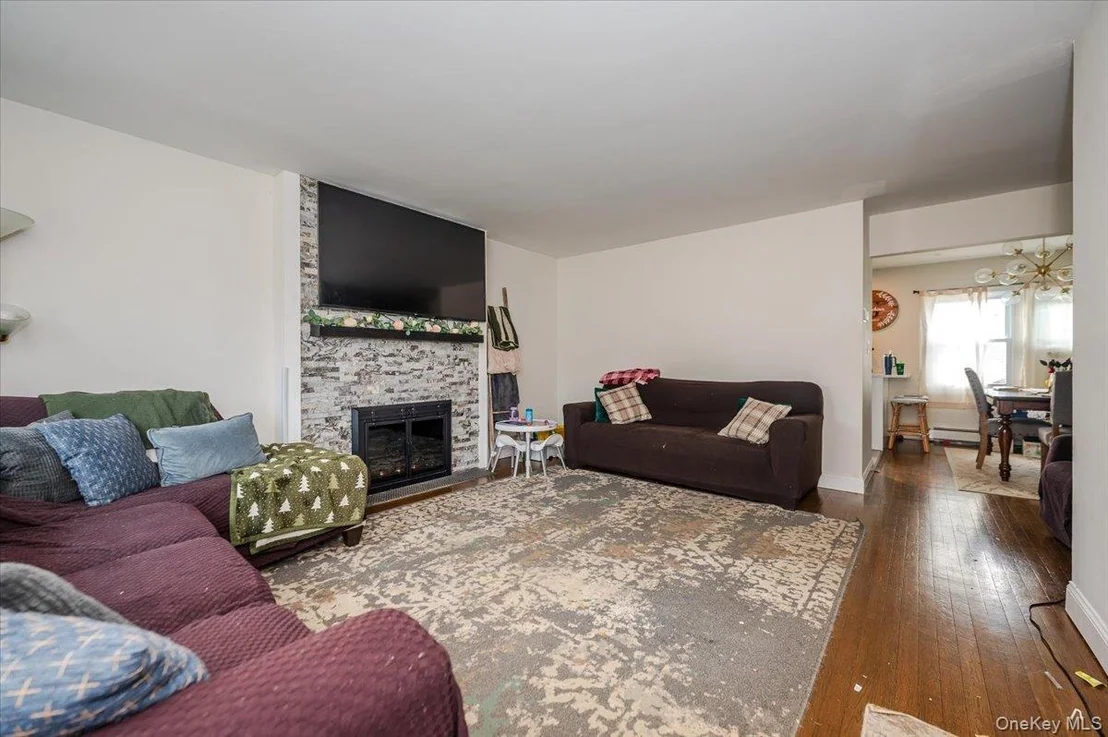 Photo of 18 Cambridge Drive