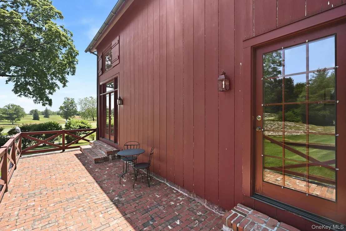 Photo of 455 Polly Park Road