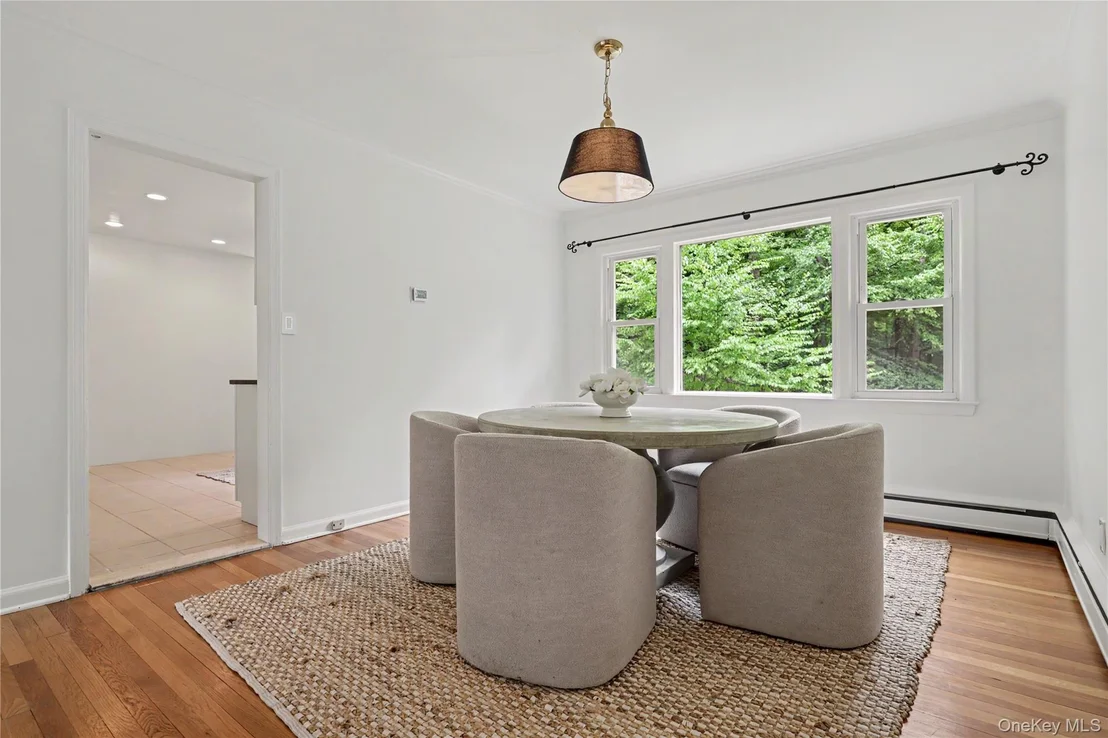 Photo of 28 Valley View Road