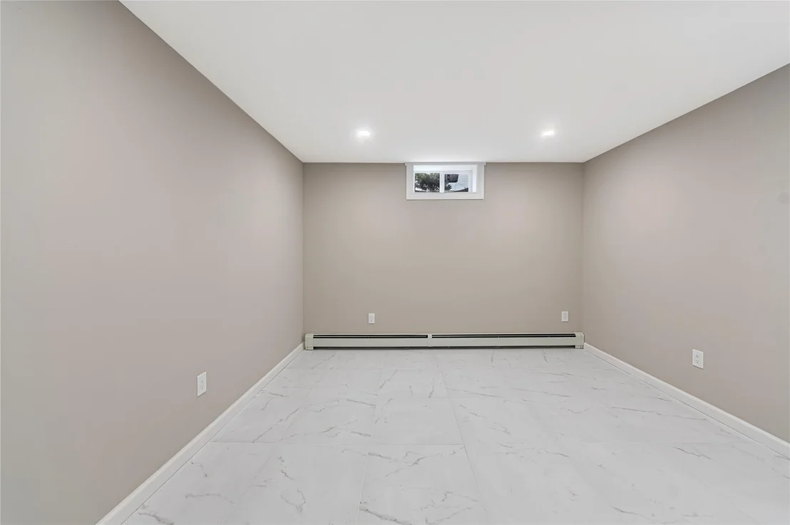 Photo of 35 Sunlight Hill