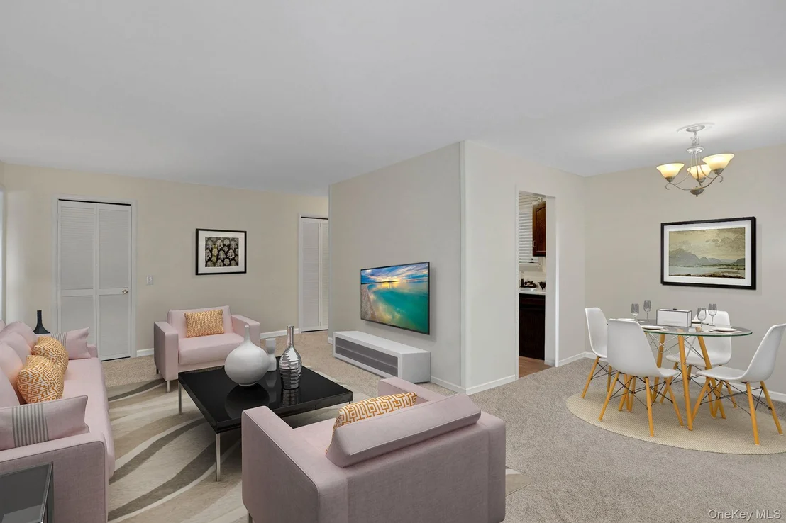 Photo of Unit E at 302 Commons Way