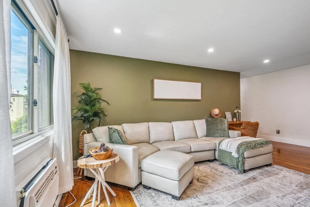 Photo of Unit 10A at 2449 Union Boulevard