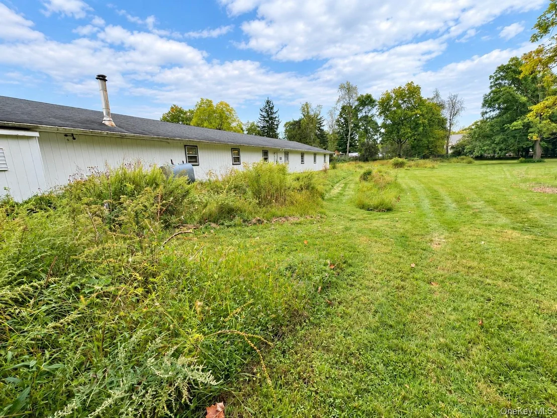 Photo of 39 Maple Avenue