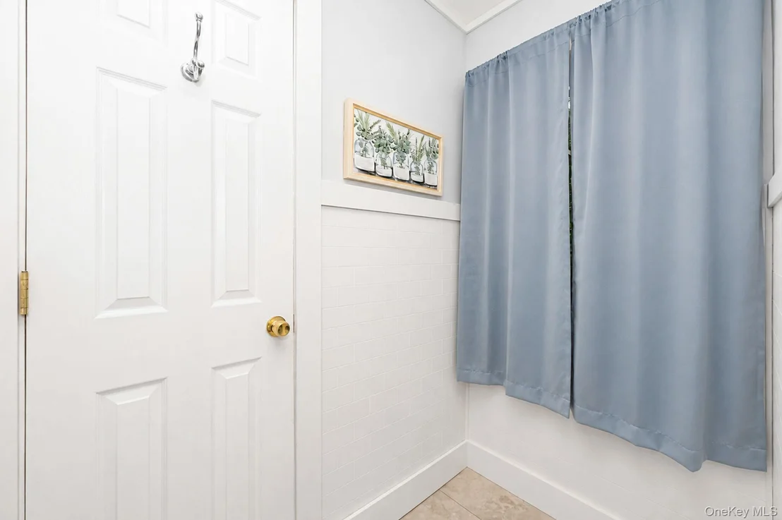Photo of 40 Elm Avenue