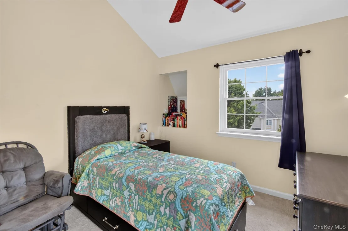Photo of 115 Delafield Lane