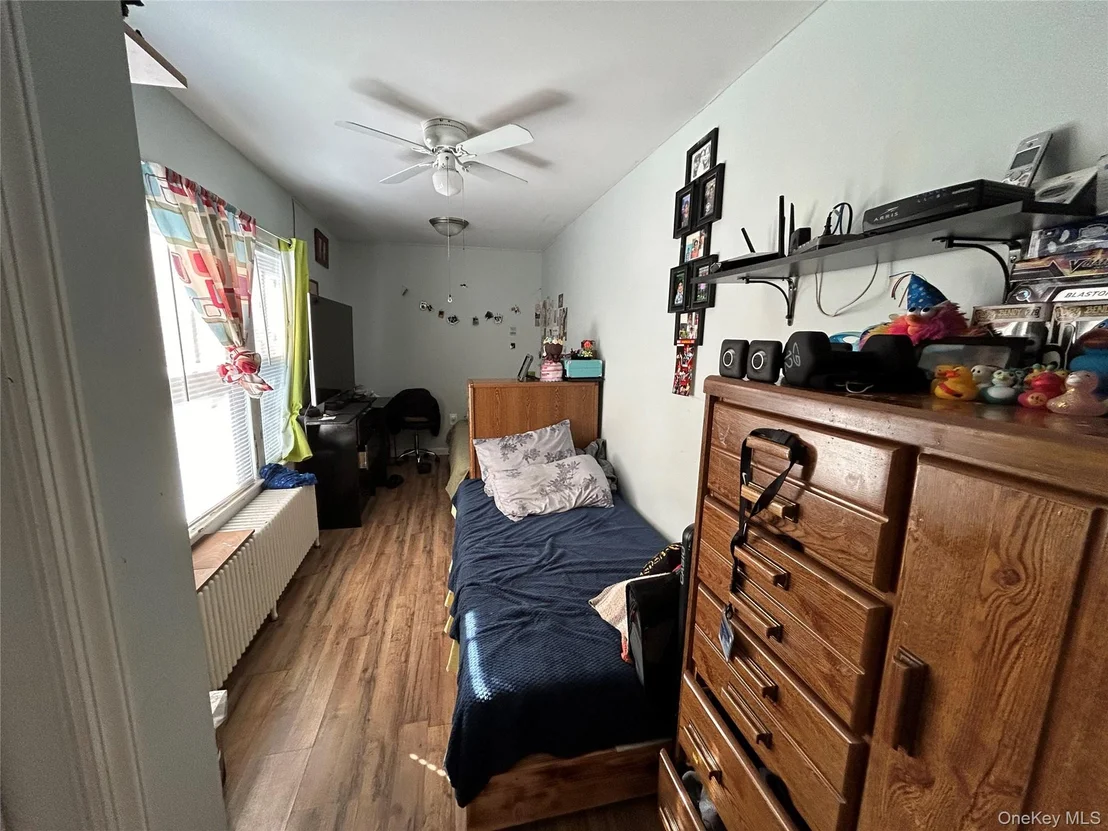 Photo of 226 Sweezy Avenue