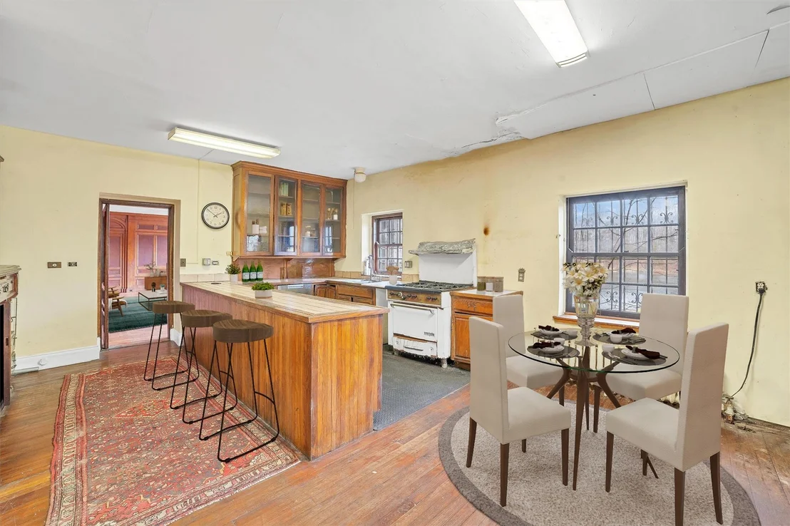Photo of 1340 Kitchawan Road