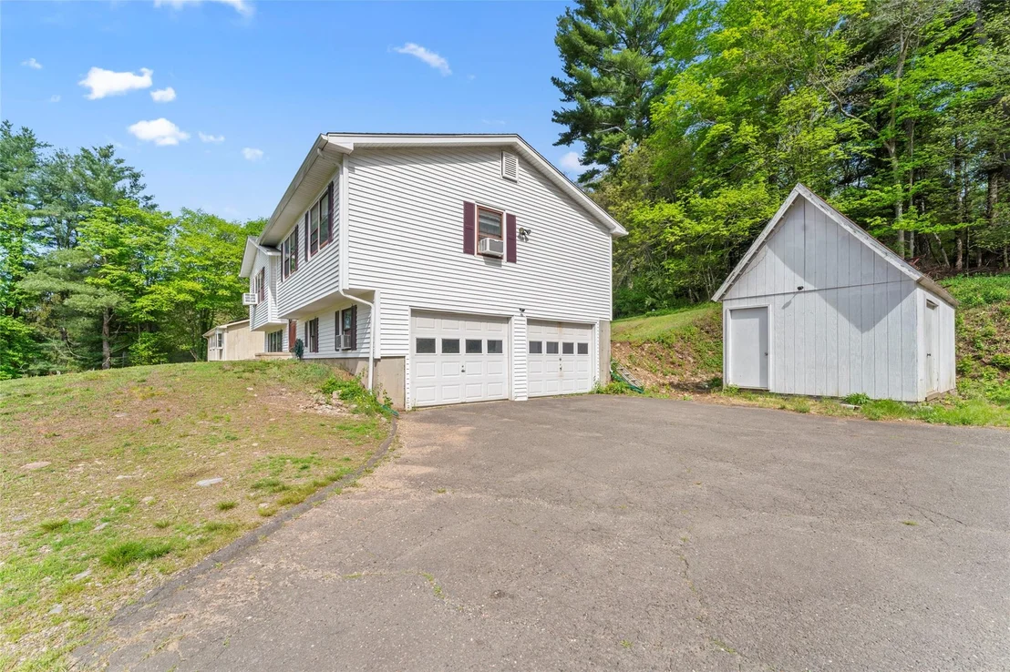 Photo of 47 Riverside Road