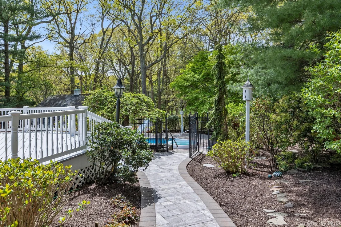 Photo of 9 Concord Drive