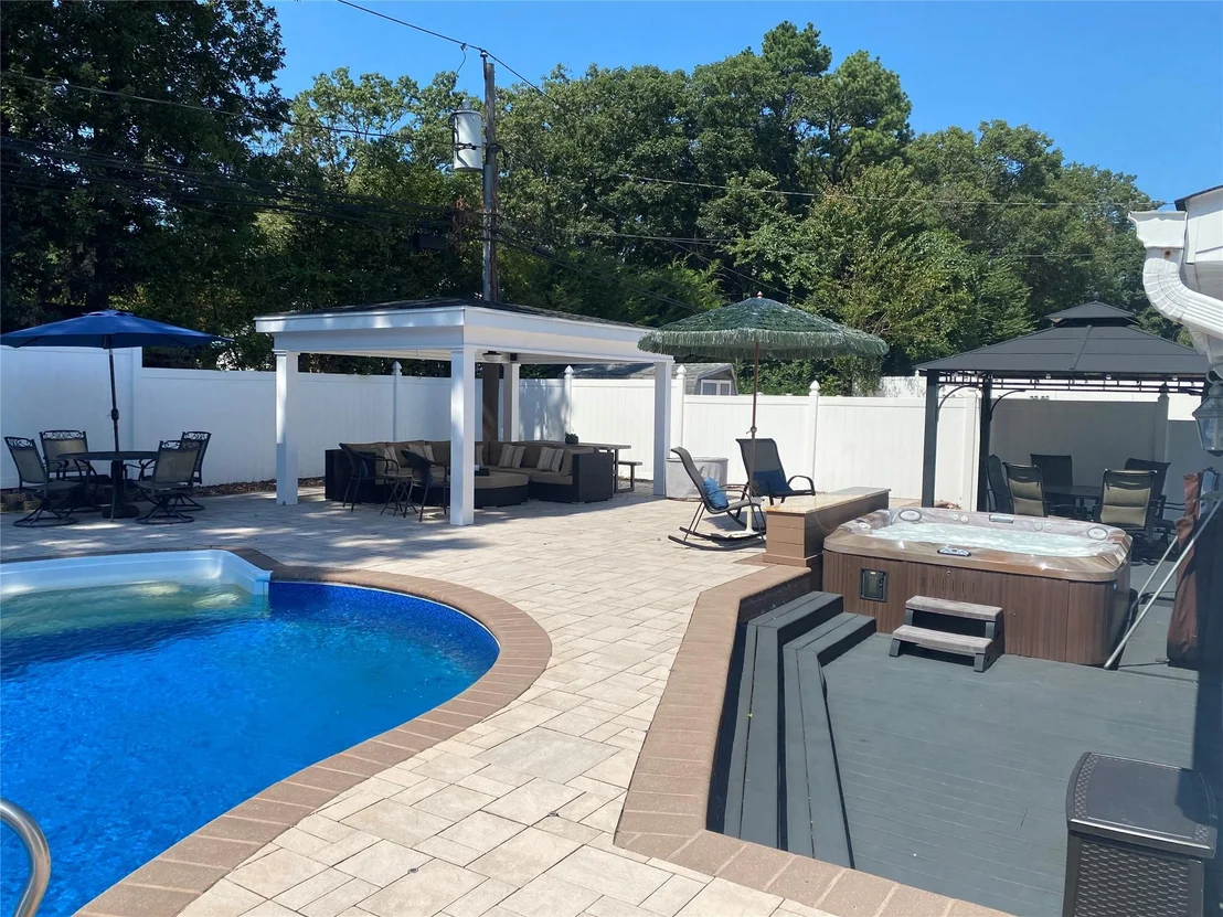 Photo of 40 Roy Drive