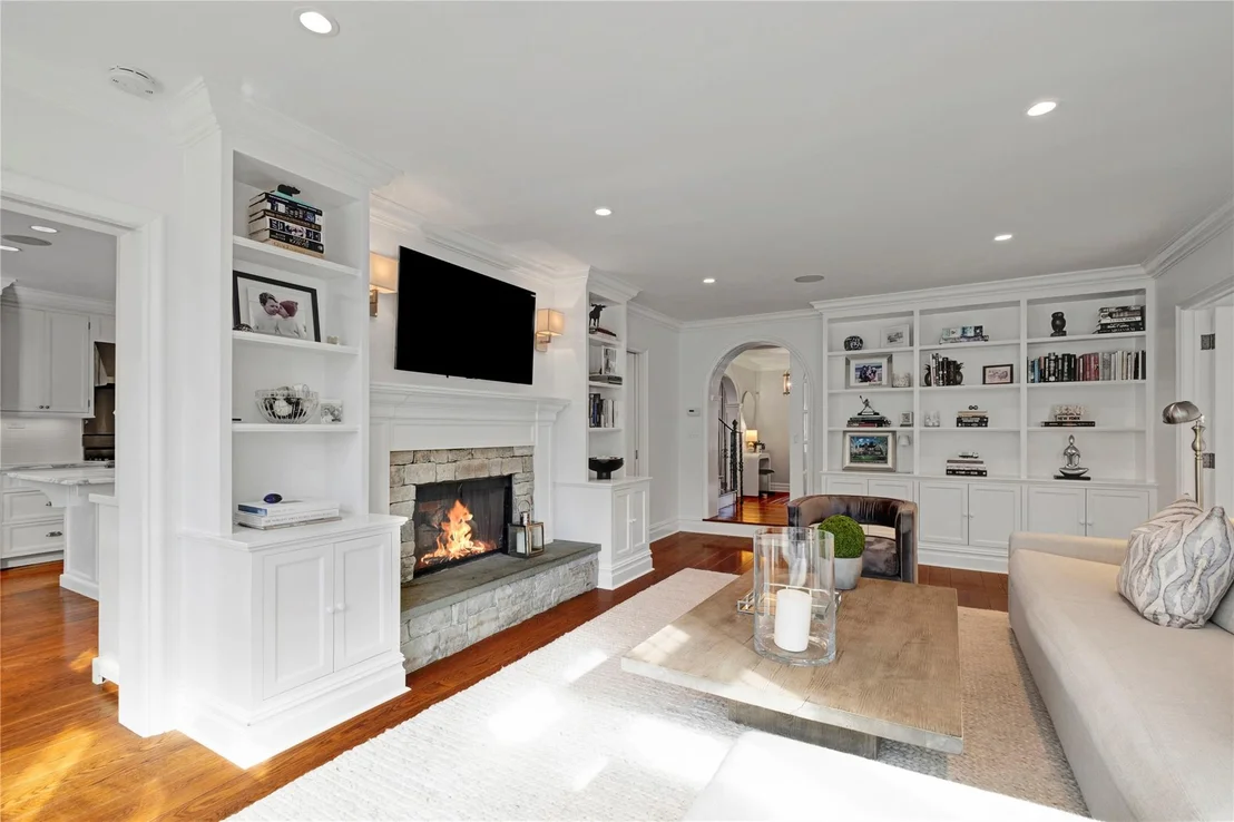 Photo of 18 Glen Eagles Drive
