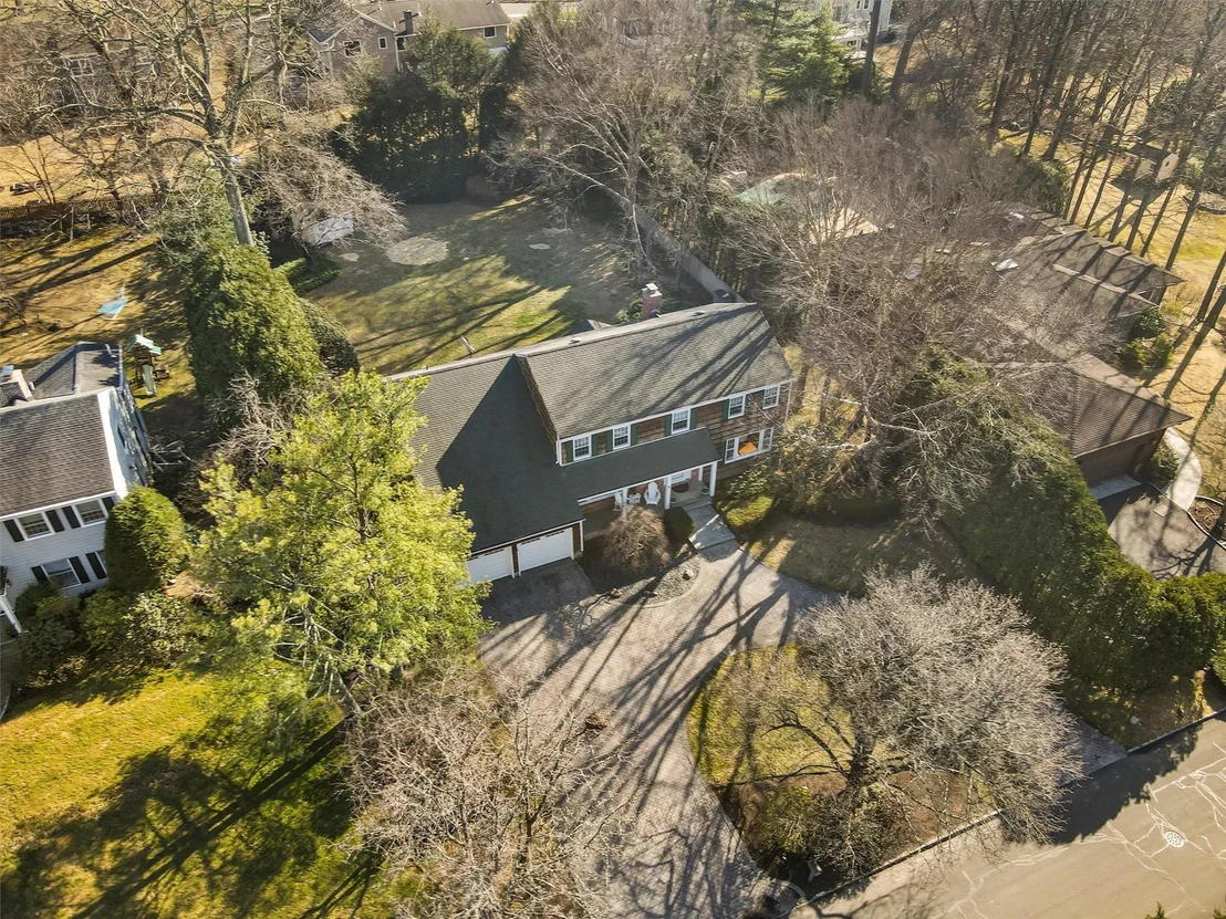 Photo of 9 Pebble Beach Drive