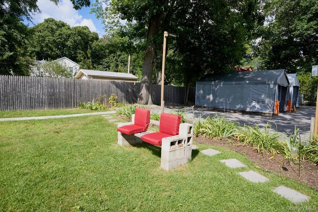 Photo of 90 Walnut Road