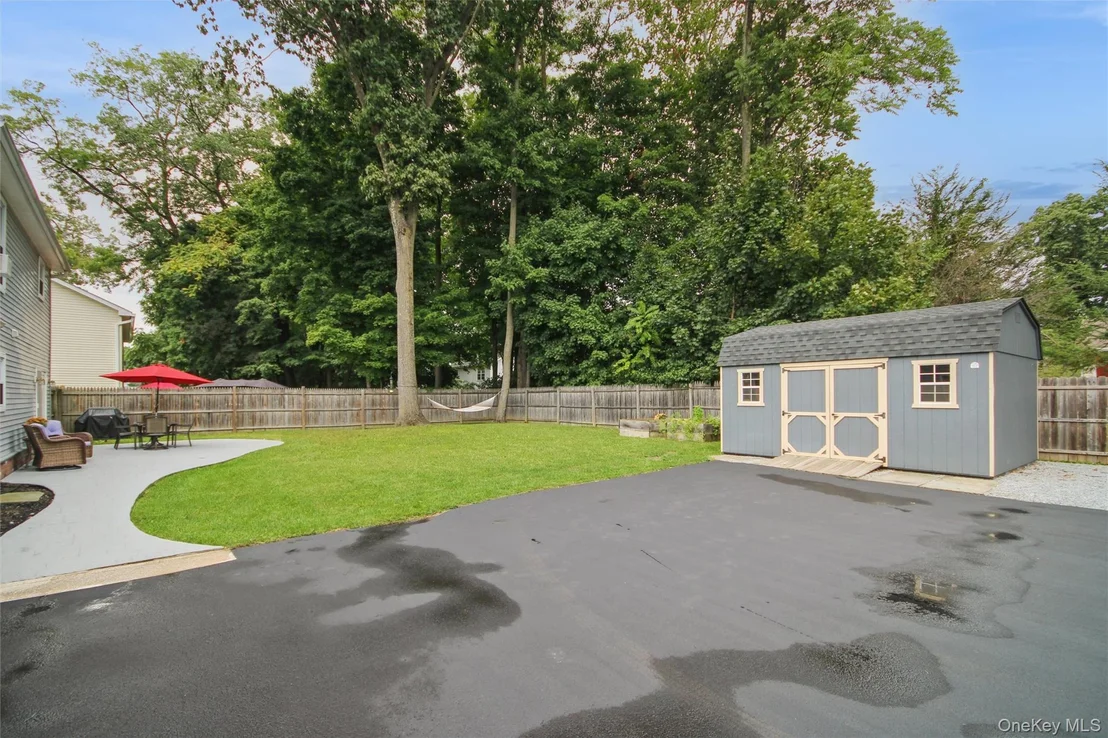Photo of 183 Fulton Street