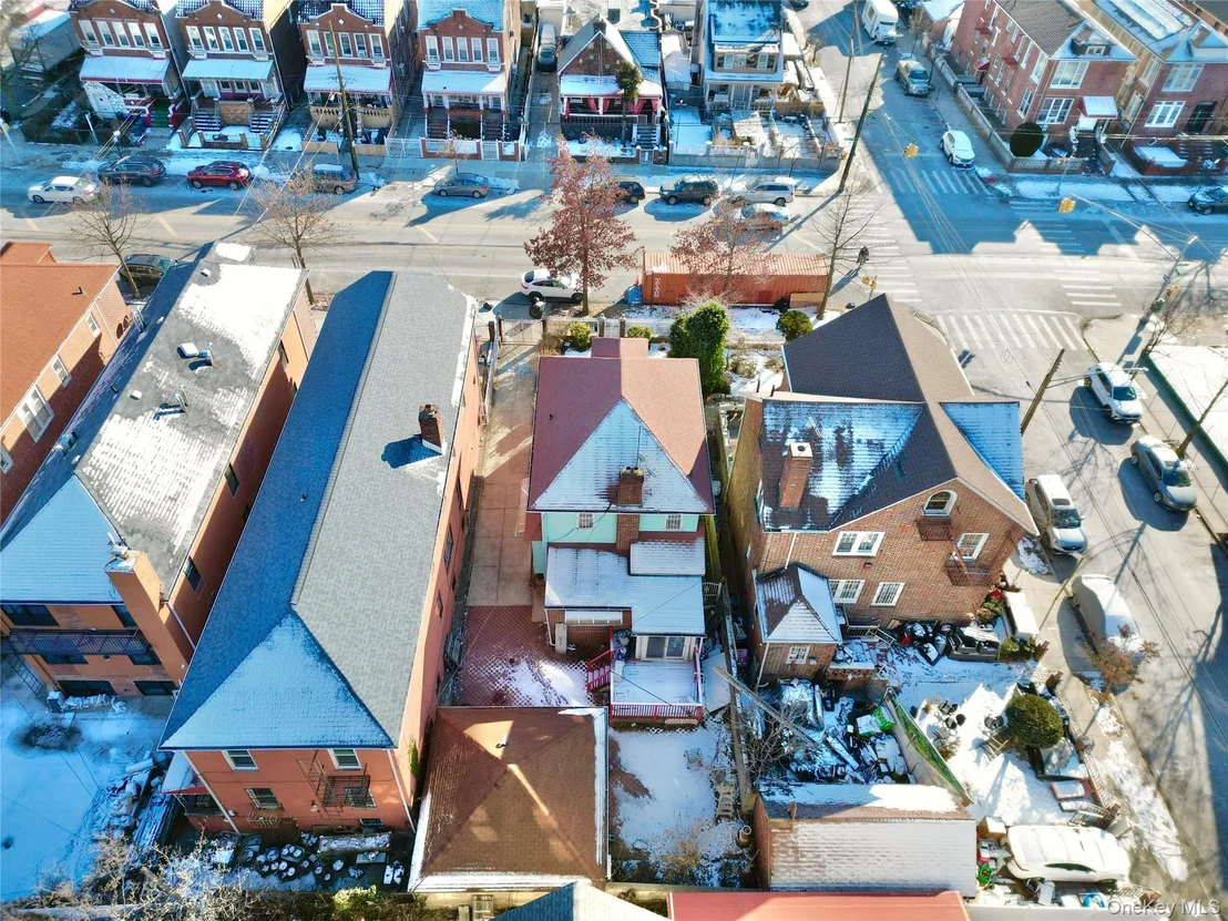 Photo of 871 Linden Boulevard