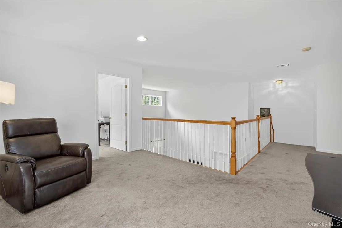 Photo of 167 Stony Brook Road