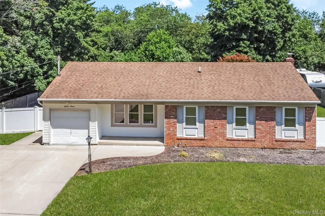 Photo of 93 Raynor Road