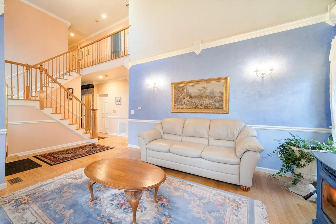 Photo of 48 Duke Drive