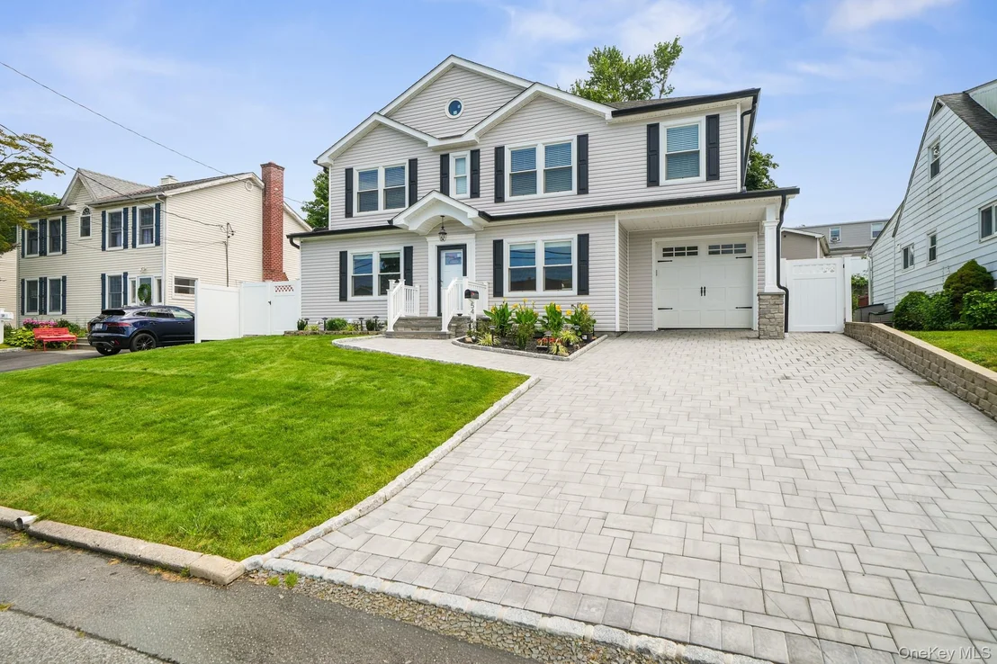 Photo of 54 Hazelton Road