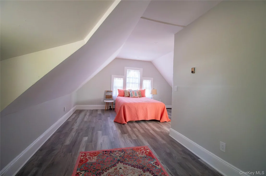Photo of 2900 Yale Place