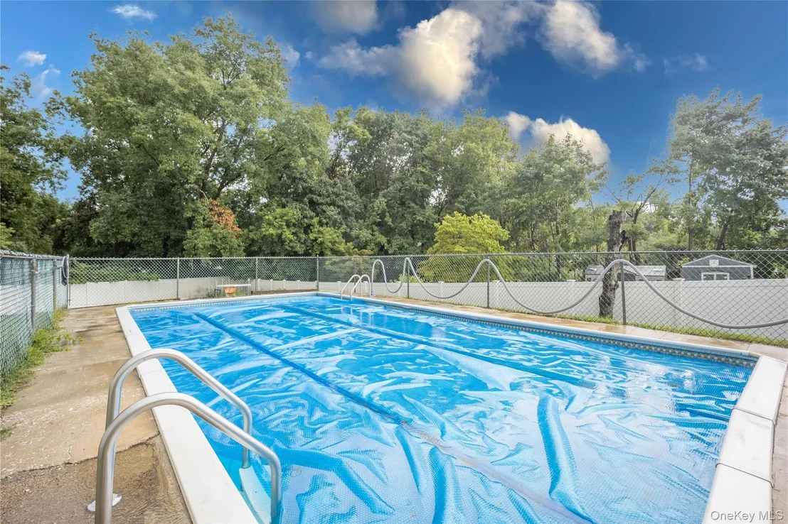 Photo of 32 Peter Cooper Drive