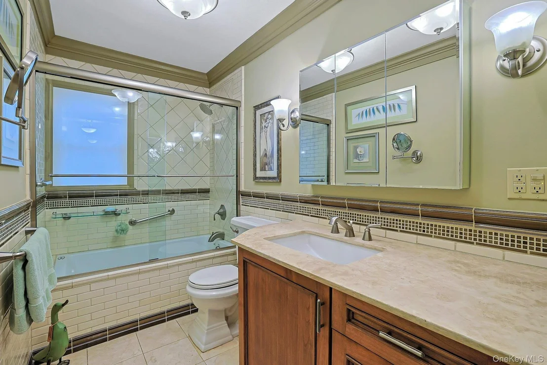 Photo of 72 Brookfield Road