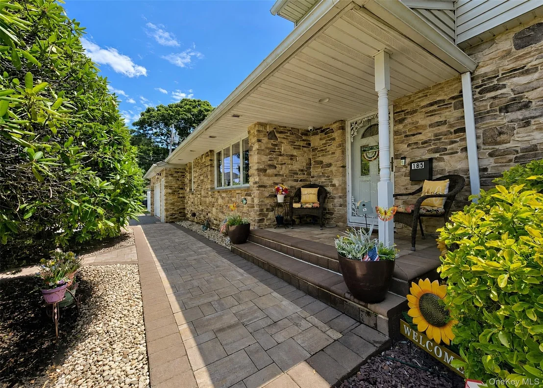 Photo of 185 Tree Road
