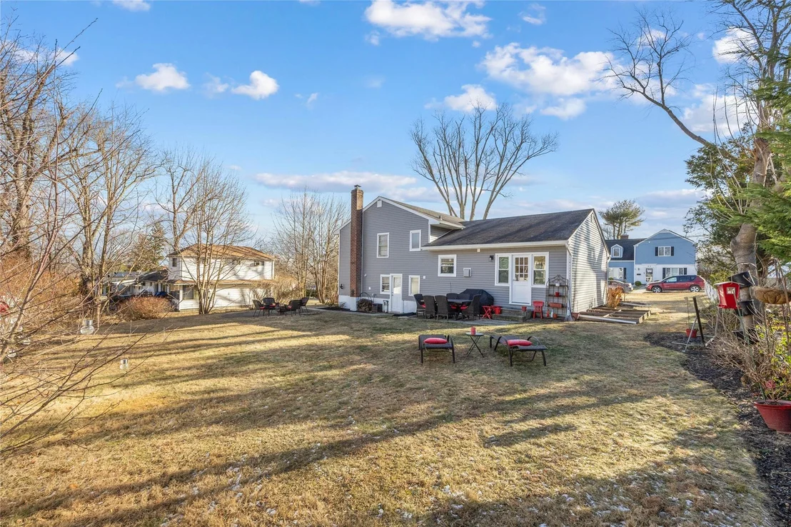 Photo of 40 Barnwell Drive