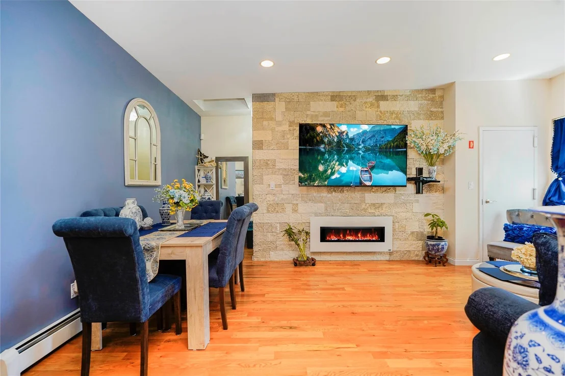 Photo of Unit 3D at 2695 Shell Road