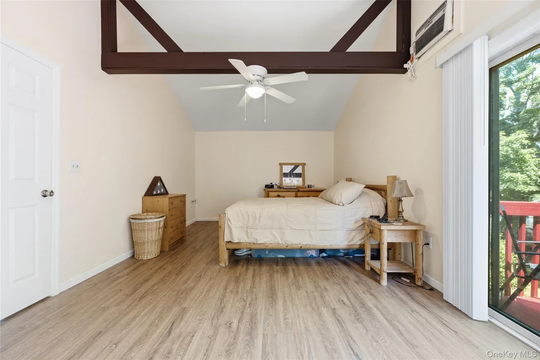 Photo of 200 Walnut Street