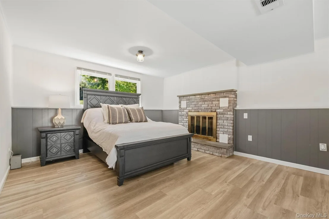 Photo of 13 Slate Hill Drive
