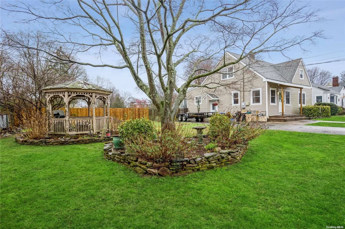 Photo of 25 2nd Avenue