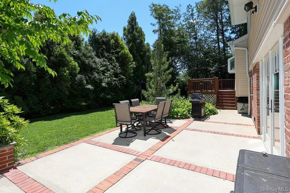 Photo of 238 Birch Drive