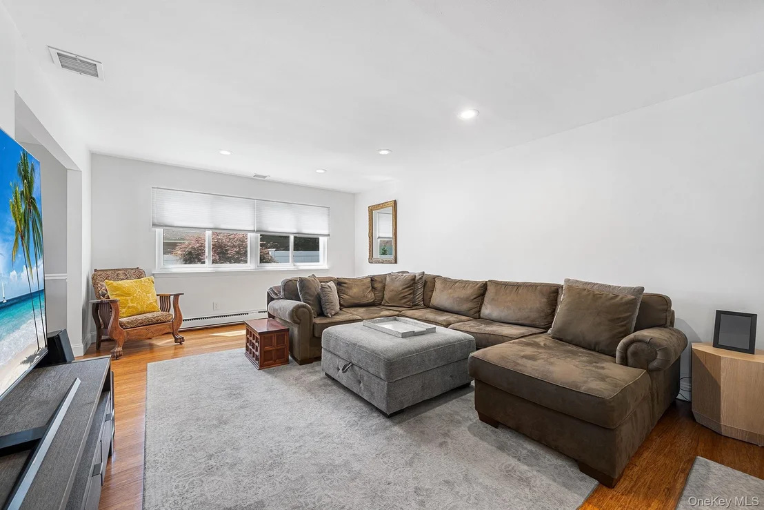 Photo of 11 Pimlico Drive