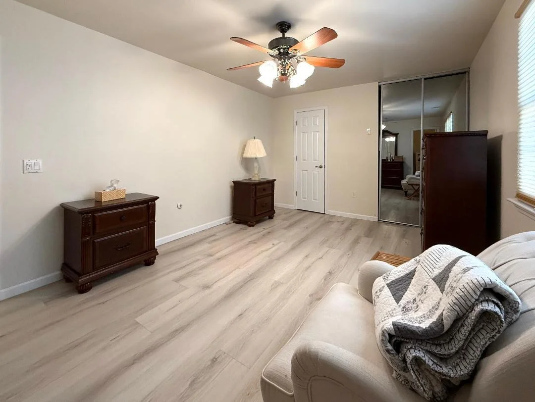 Photo of Unit B at 301 Commons Way