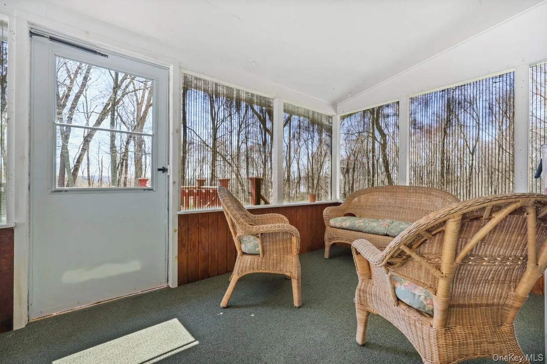 Photo of 320 Allview Avenue