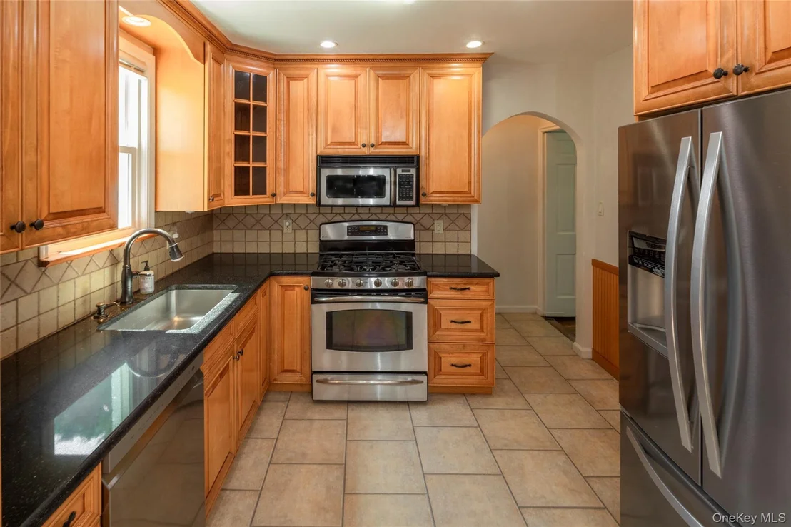 Photo of 271 Read Avenue
